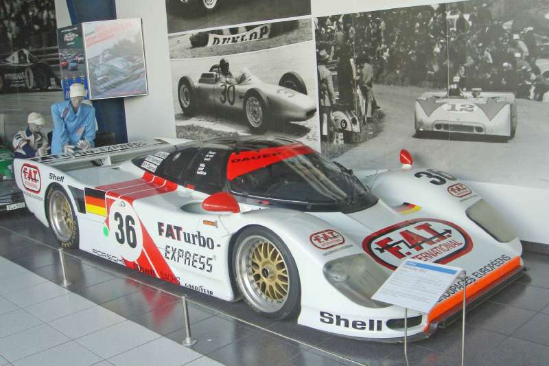 Museum Porsche Autos Fahrzeuge